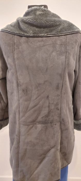 Polecam cieplutki koszuszek z wysokim.kołnierzem