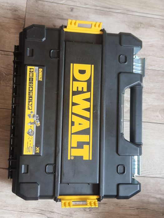 Walizka narzędziowa Dewalt do DCD703