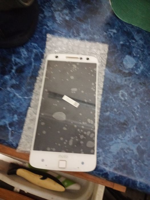 Дисплей для Motorola z force