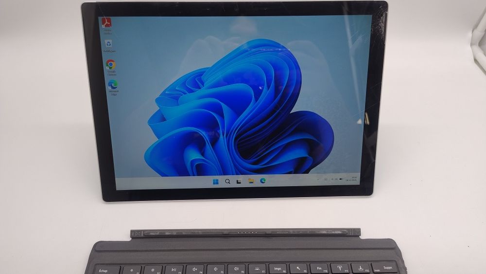 Surface laptop partido