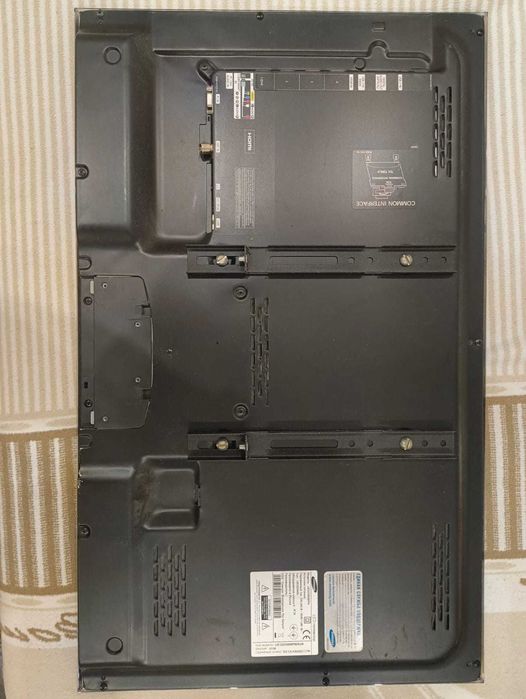 Телевізор Samsung ue32d5000PW