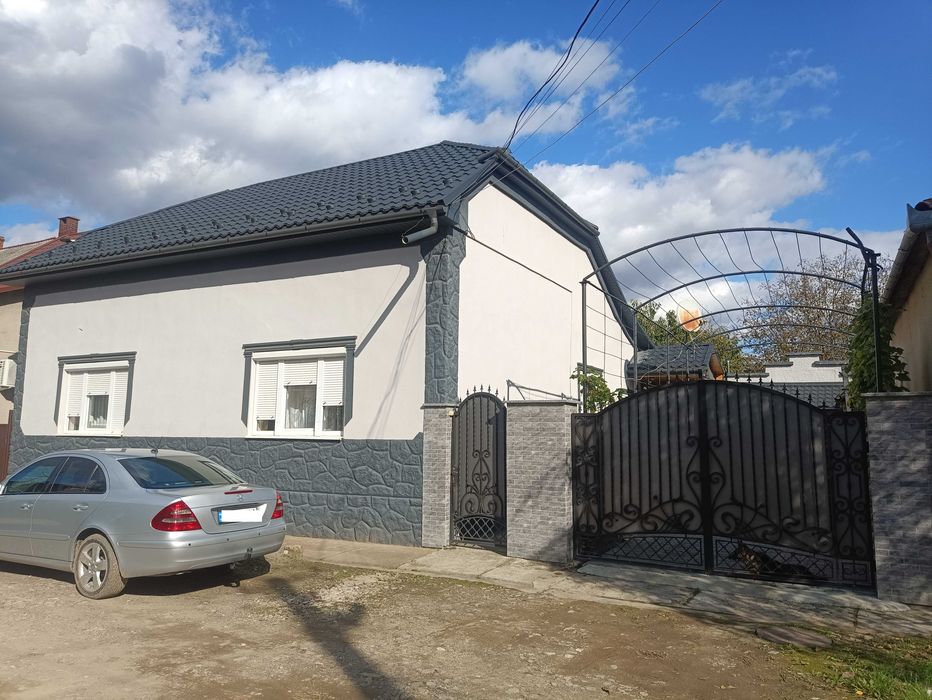 ПРОДАЖ 4-х кімнатного будинку з ЯКІСНИМ ЄВРОРЕМОНТОМ біля центру!