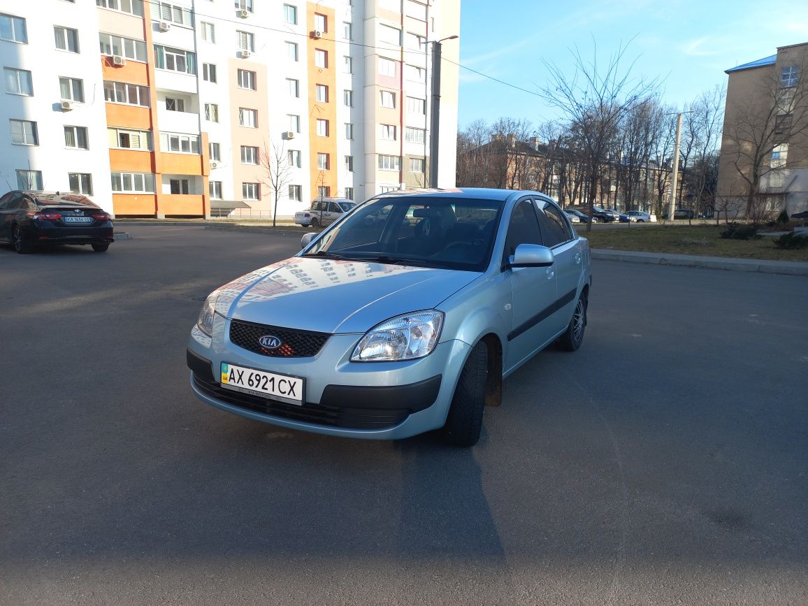 Kia Rio Кіа Ріо 2007 року гарний стан