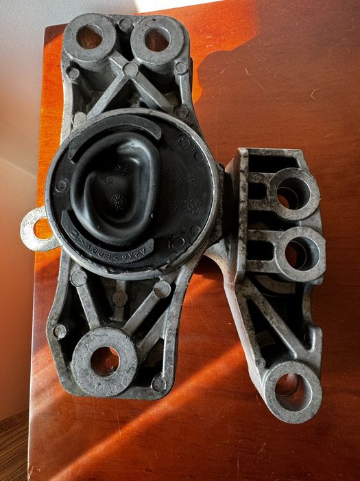 Suporte apoio motor alfa 159 referencia