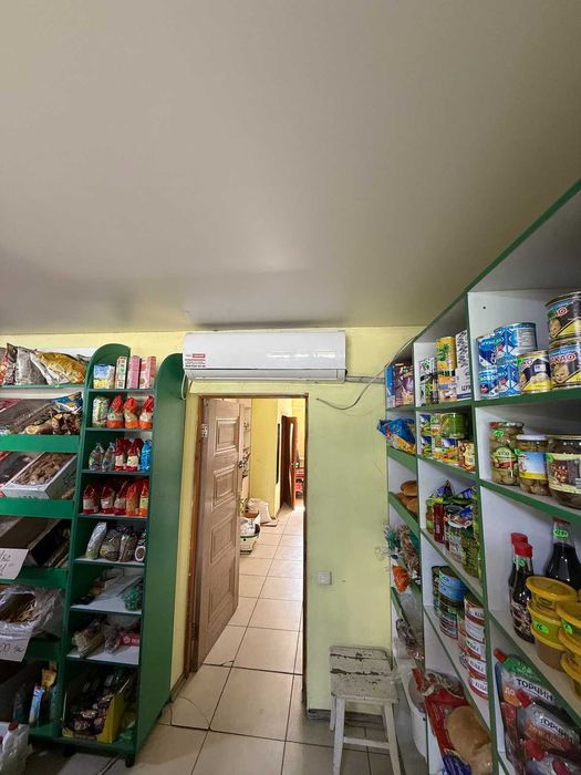 Продается действующий магазин. Хорошее место. Славянск.