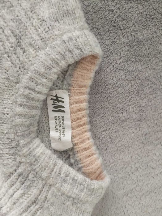 Sweterek szary 98 H&M