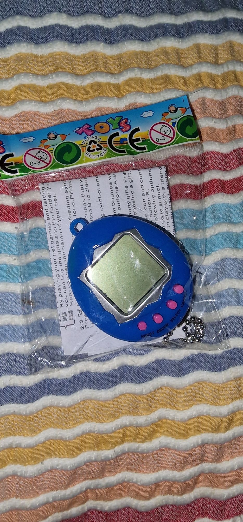 Vendo Tamagochi novo