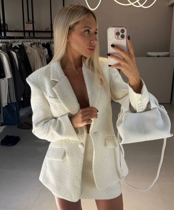 твидовый белый пиджак