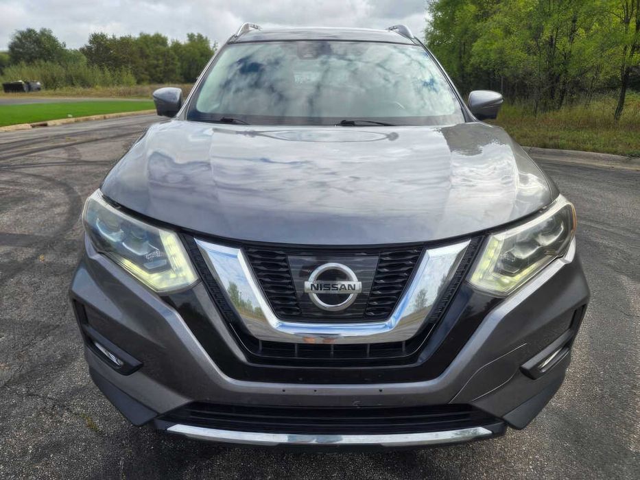 Nissan Rogue SL      2017