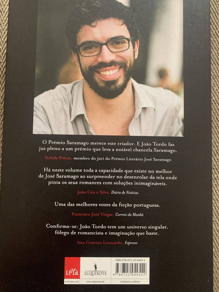 As três vidas, João Tordo