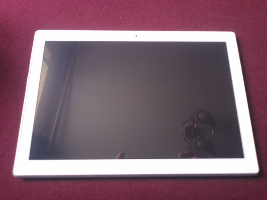 Планшет Lenovo TB-X304L