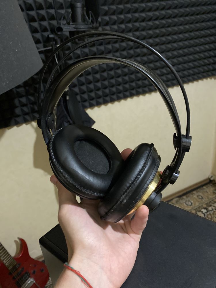 Наушники мониторные AKG k240 Studio