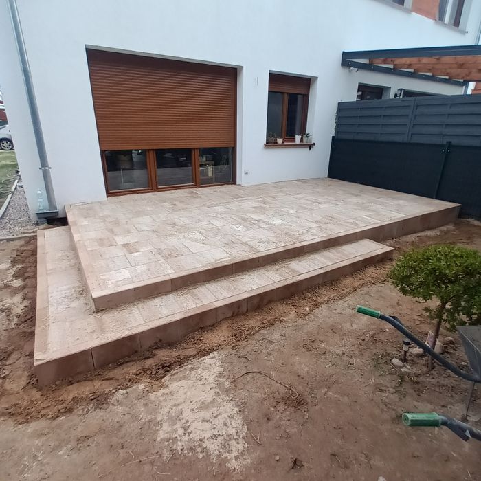 Układanie kostki brukowej