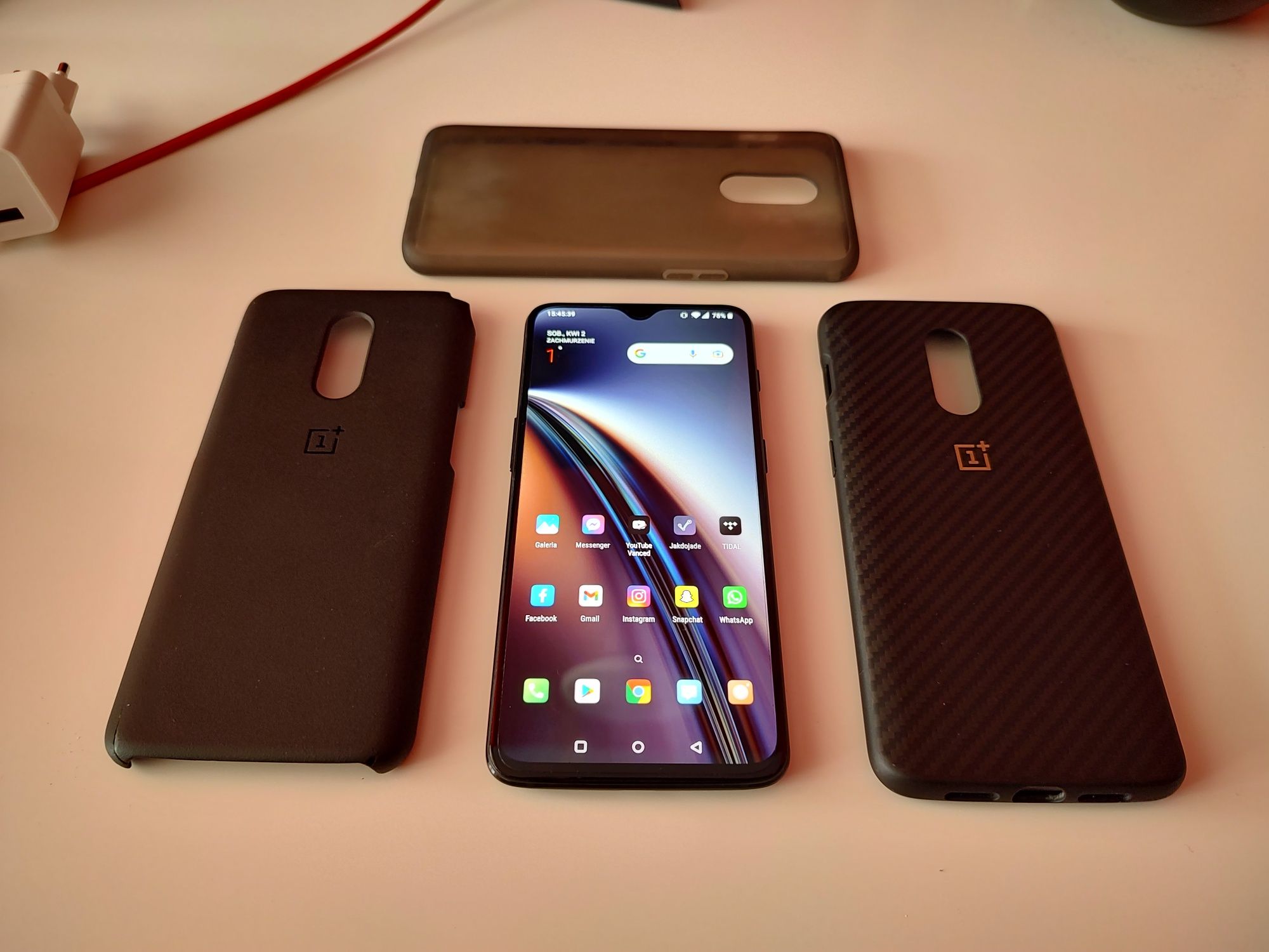 OnePlus 6T 8/128GB Mirror Black + dodatki