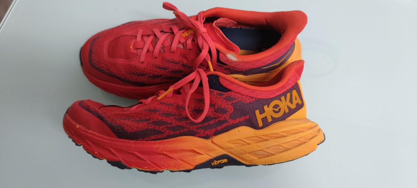 Hoka Speedgoat 5