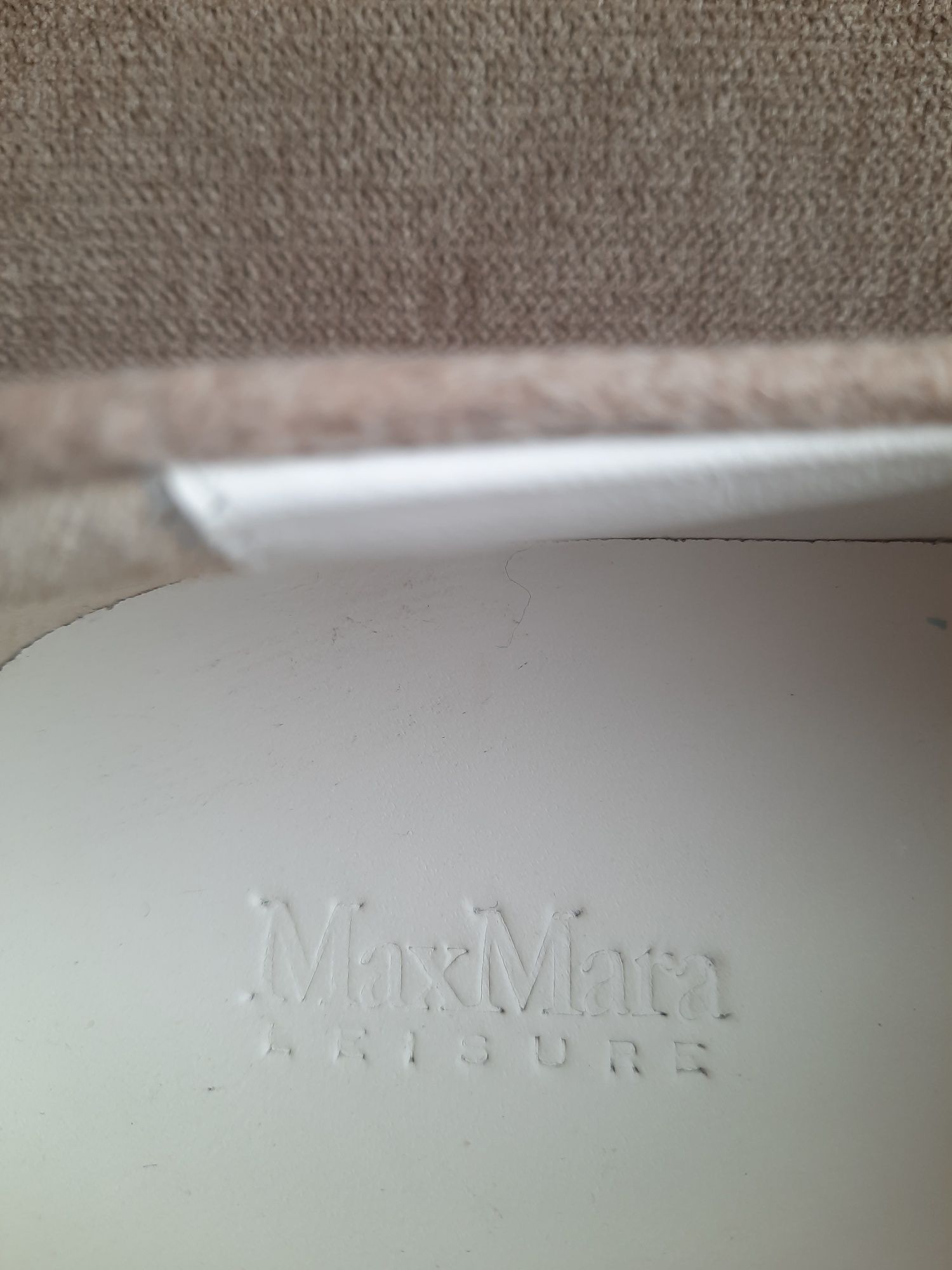 Сліпони MAX MARA 40 р (ціна знижена)