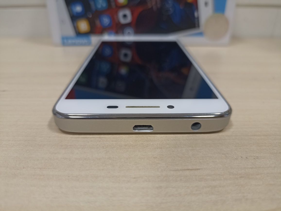 Lenovo K5 Plus .