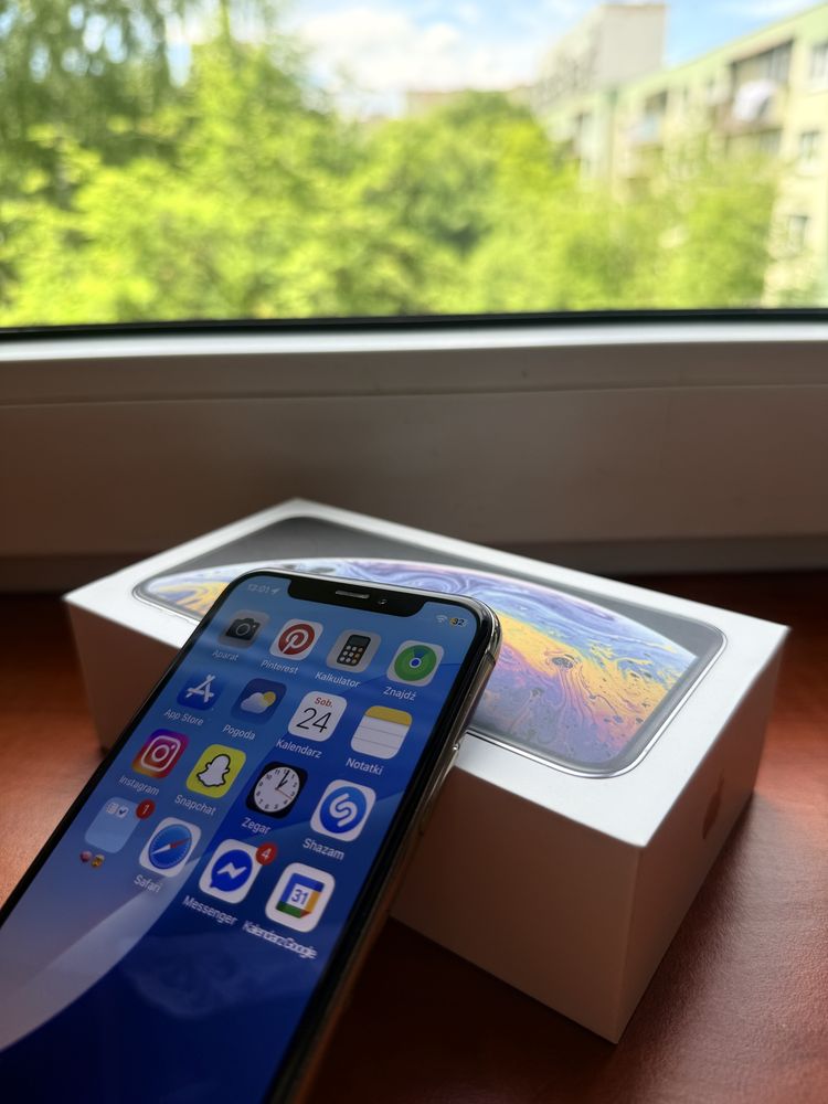 iPhone Xs 64 GB srebrny