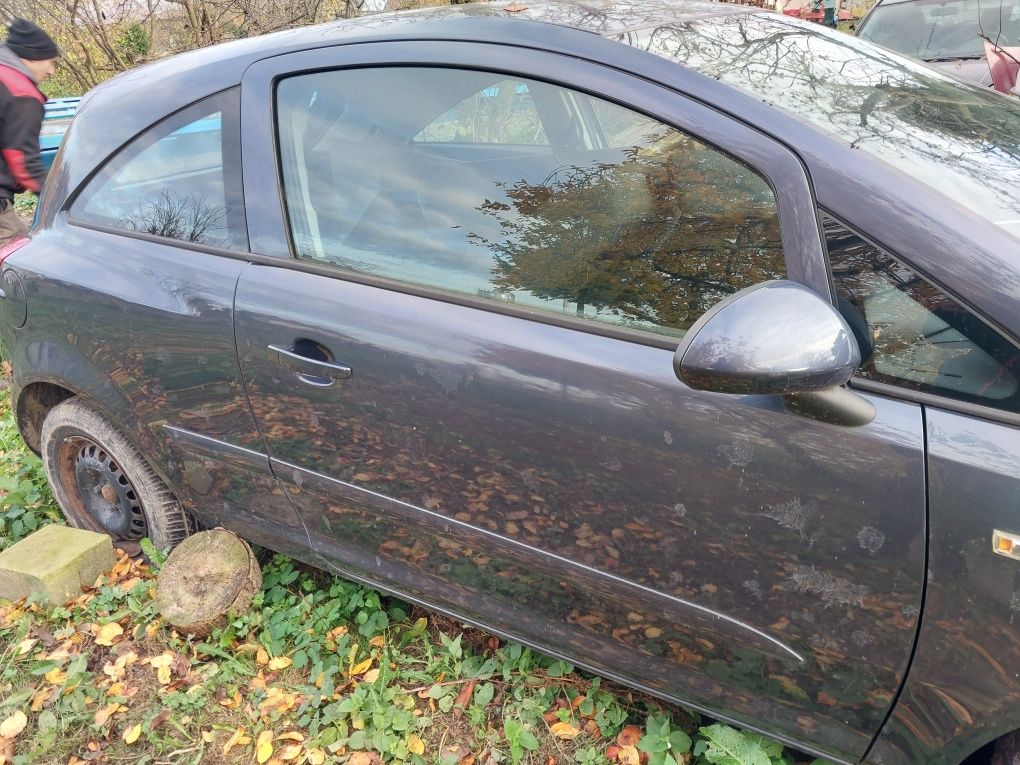 Opel corsa d 1.2 kolor z168 silnik skrzynia drzwi klapa zderzak tył