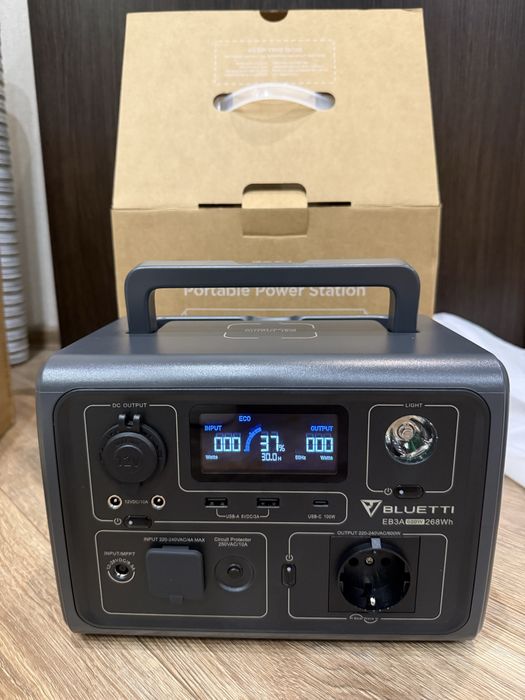Зарядна станція Bluetti EB3A