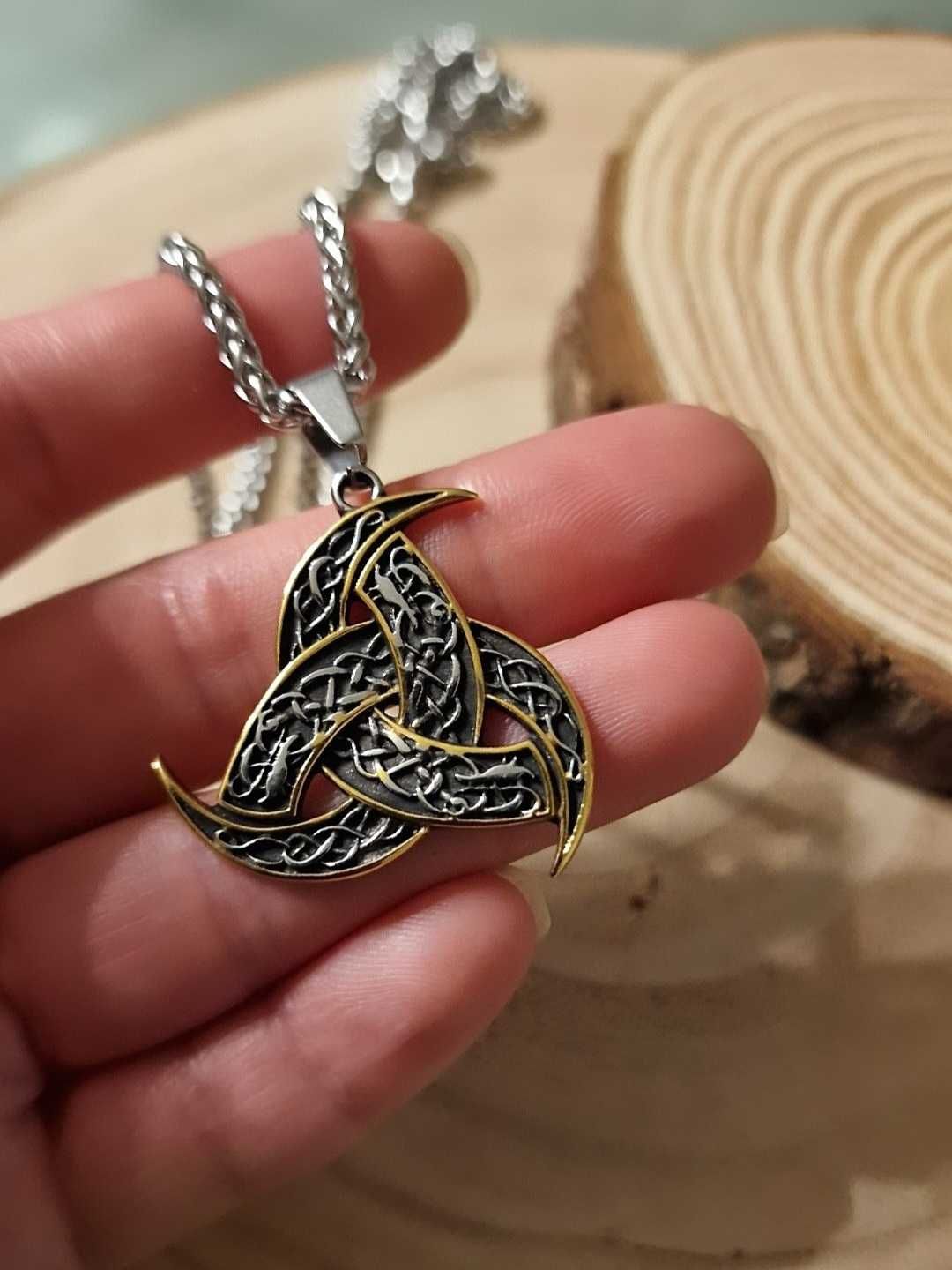 Fio colar necklace cordão amuleto vikings runas odin valhalla