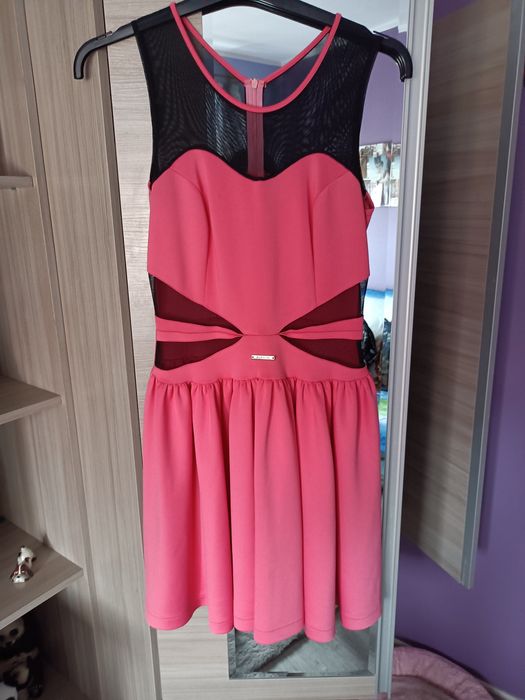 Sukienka pudrowy róż ładna wyjściowa wieczorowa wesele studniówka