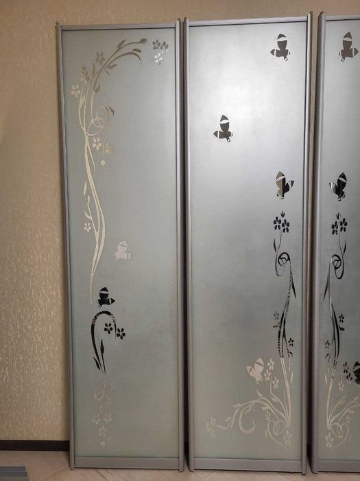 Двери на шкаф купе