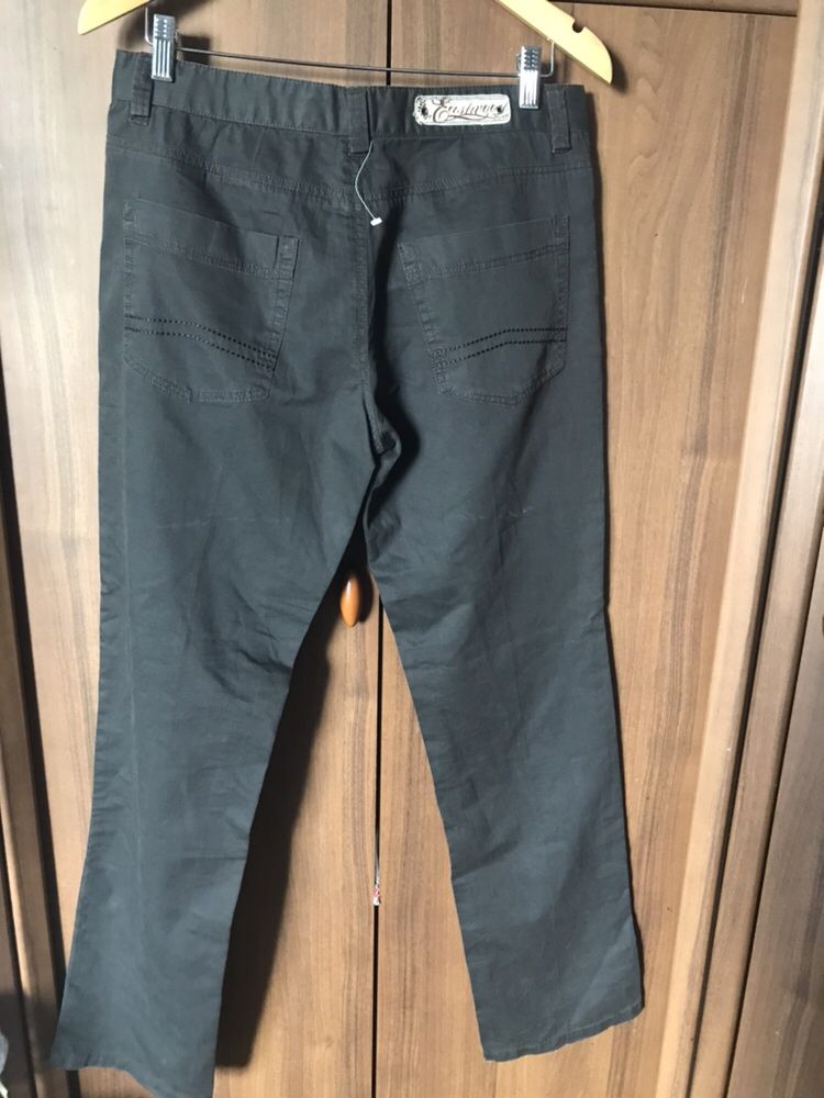 Новые фирменные мужские джинсы лёгкие летние  р 32