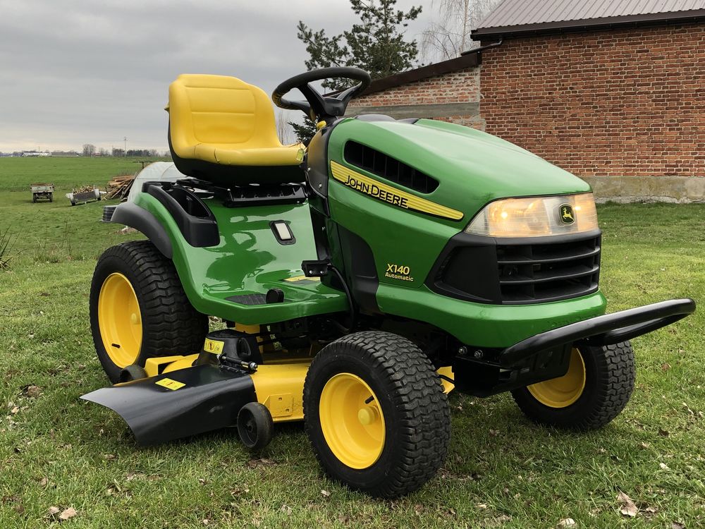 Traktorek kosiarka John Deere X140 21HP Briggs