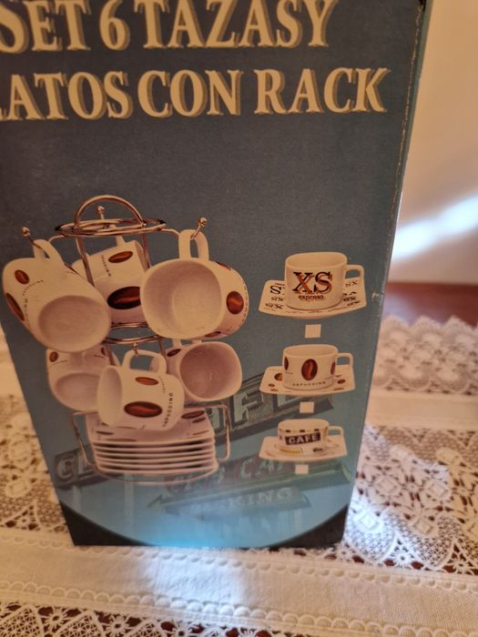 2 Conjuntos de chávenas de café
