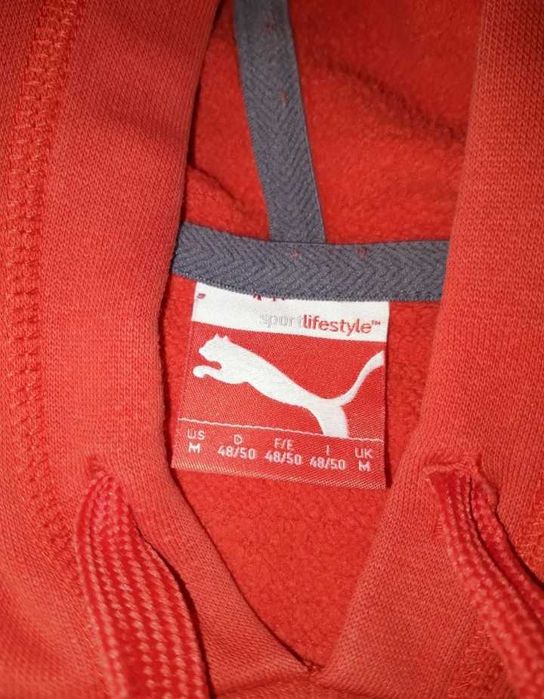 Sweater Puma tamanho M, usada mas ótimo estado