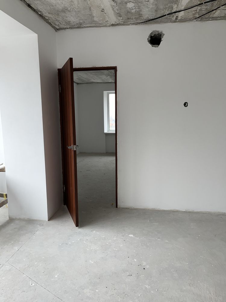 Продам 2 кімнатну квартиру з ремонтом в ЖК Оберіг