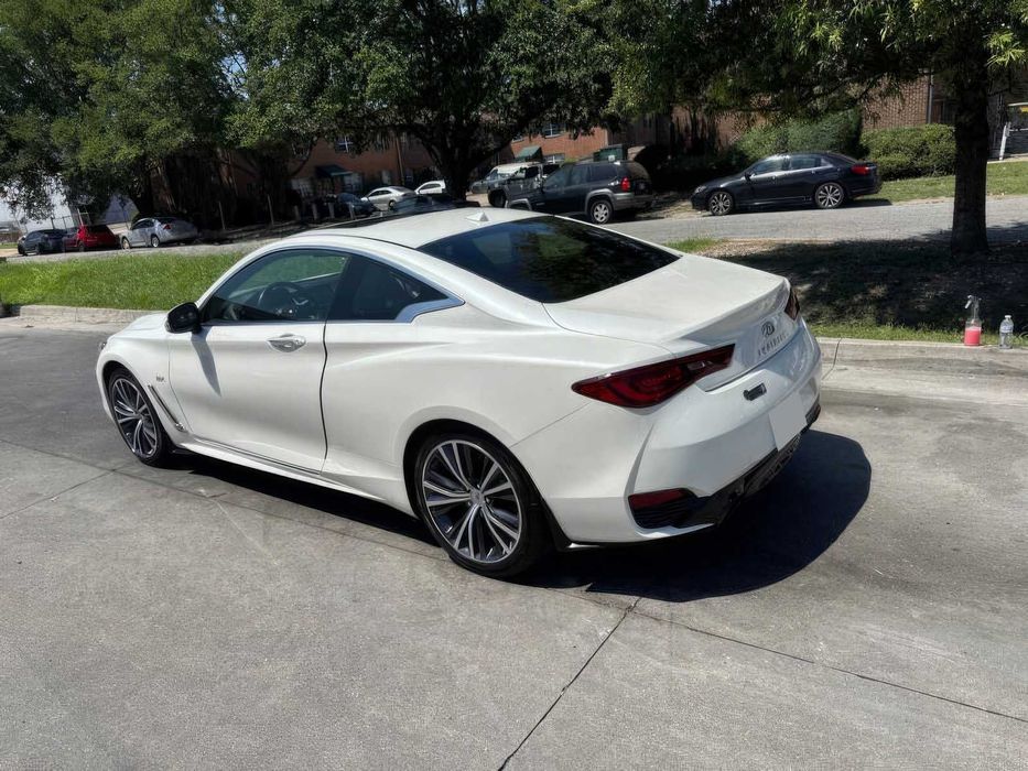Infiniti Q60      2017