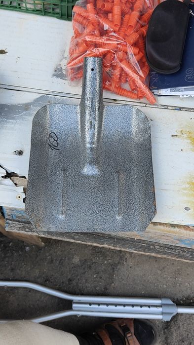 Лопаты разные в наличии