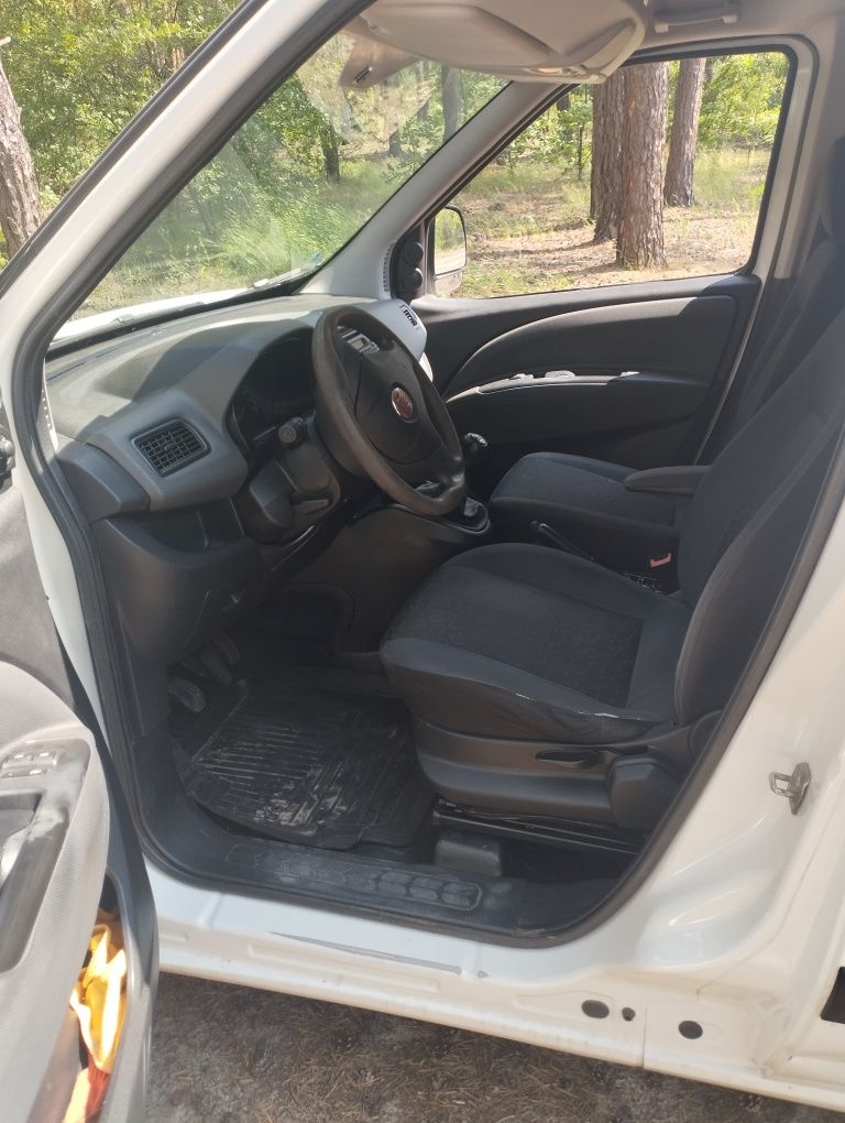 Продам Fiat Doblo Maxi 1.3 MultiJet