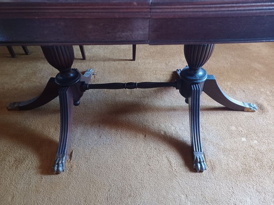 Mesa de jantar estilo inglês em mogno (3 medidas)