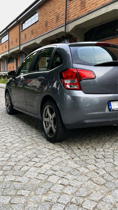 Wypożyczalnia samochodów/Samochód do wynajęcia/ BEZ KAUCJI I LIMITU KM