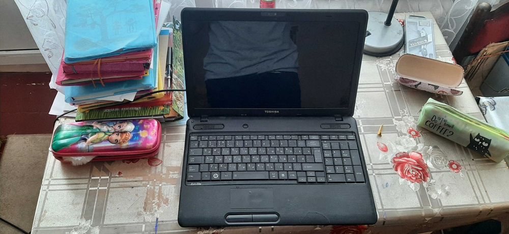 Ноутбук Toshiba Satellite C660-1tn