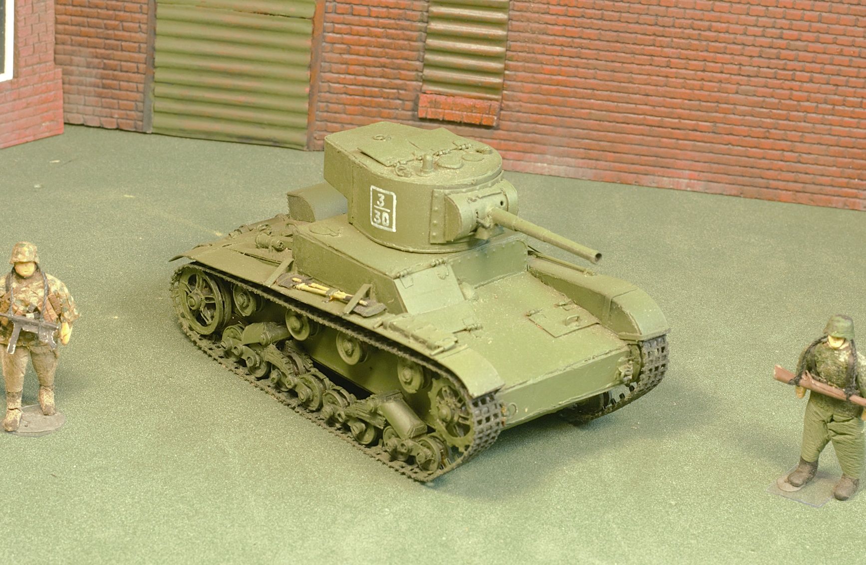 Модель пехотного танка Т-26 в масштабе 1:43