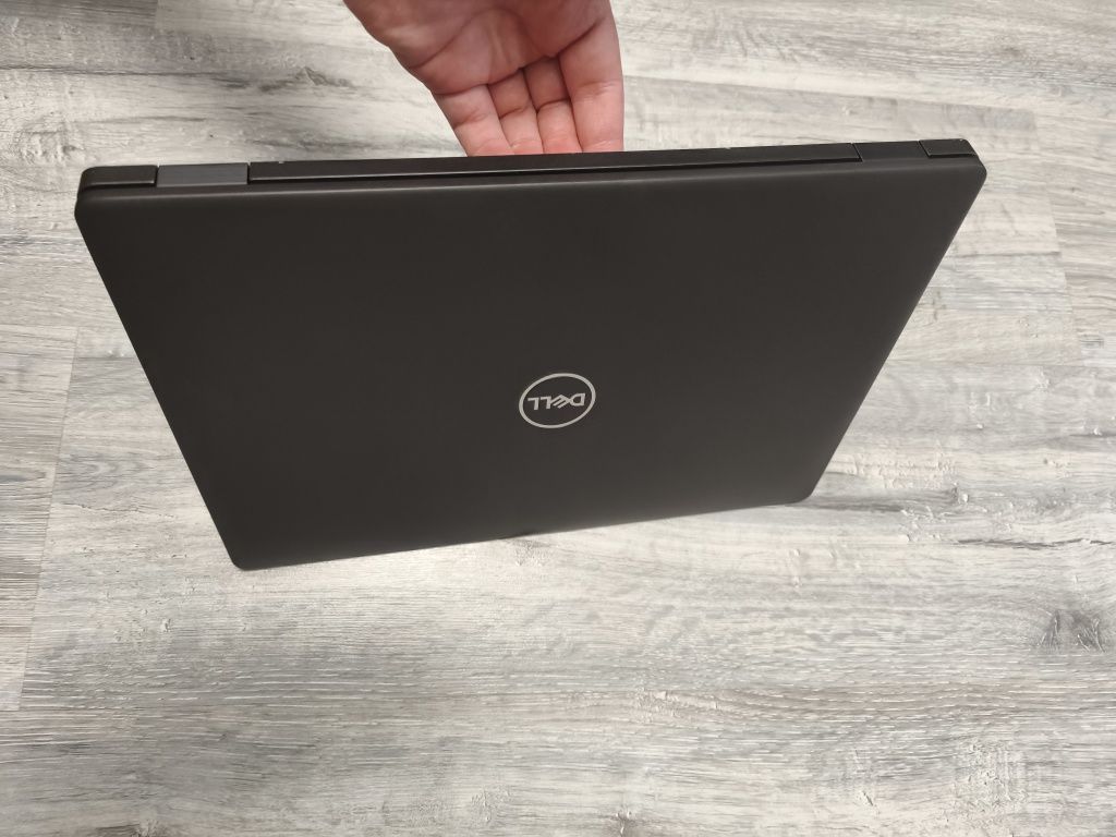 Мощний ноут з SSD, гарний стан, Core i3/8/128/DDR4/батарея тримає/ідеа