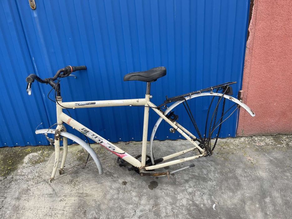 Продаю рама велосипед під 28 колеса