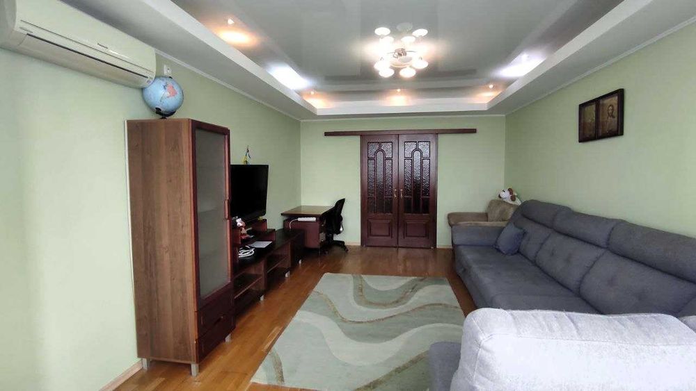 2к квартира + гараж. Будинок у парку «Веселка» напроти Файна Таун