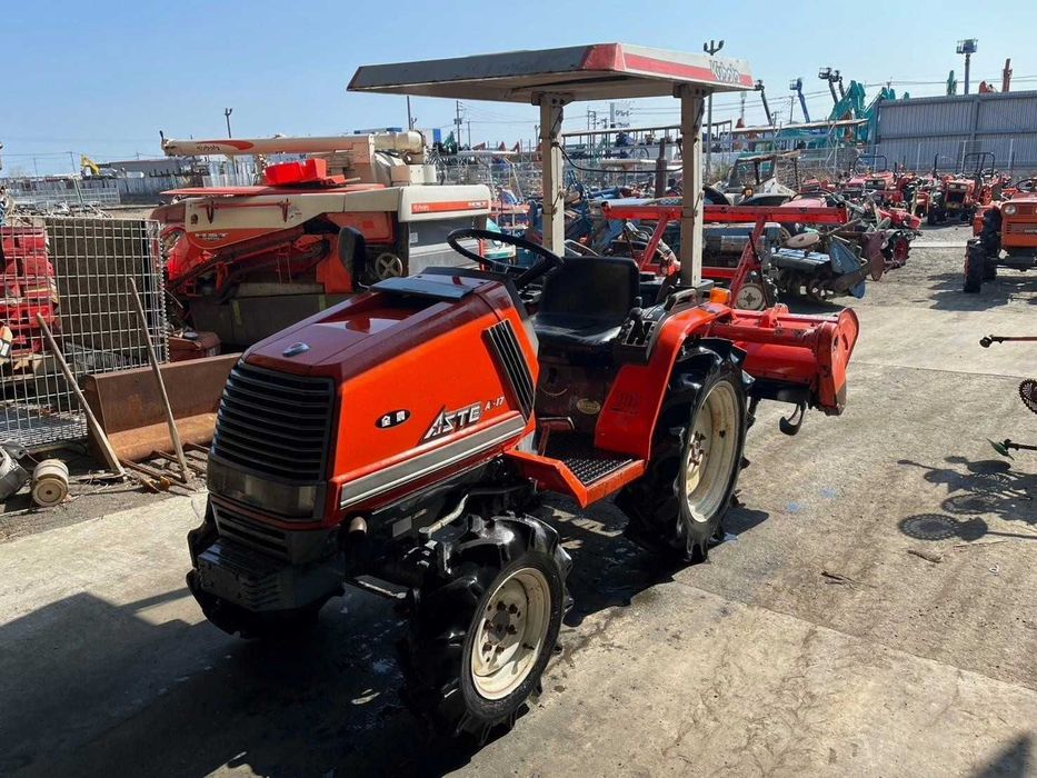 Traktor Kubota A-17DT - 17KM