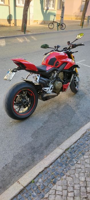 Ducati street Fighter v4s