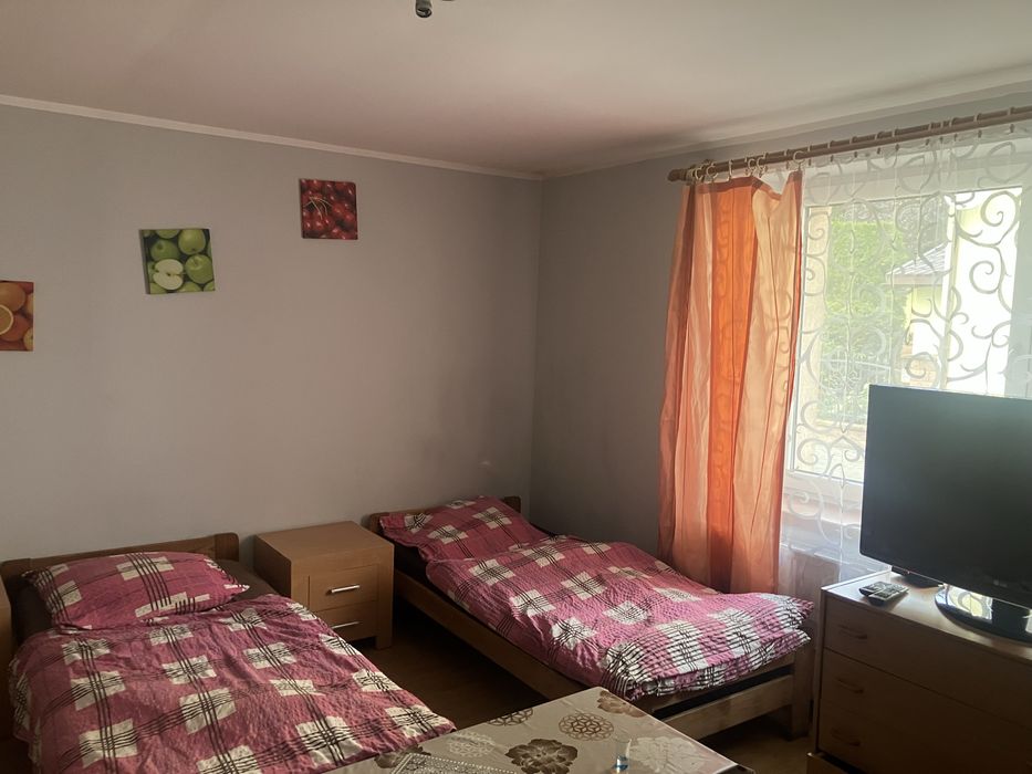 Tanie noclegi dla  firm ,pokoje ,mieszkania Ściegiennego 12