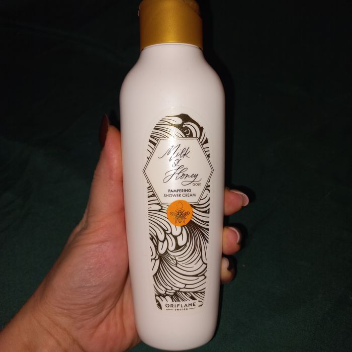 Krem pod prysznic milk hony oriflame