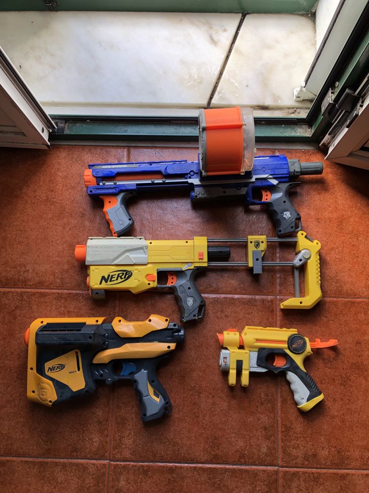 Varias Nerfs usadas, todas 60€