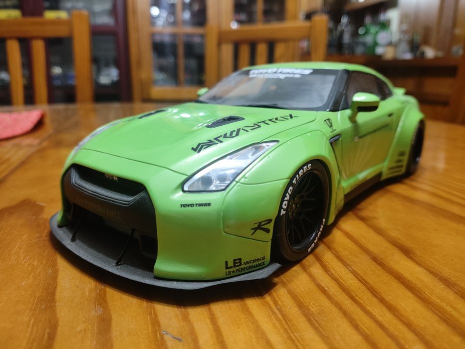 Nissan Gtr Liberty walk Gtspirit 1/18