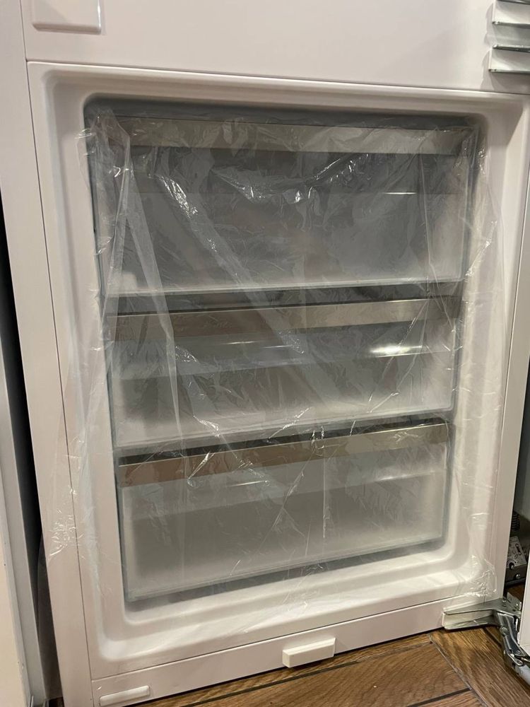 Холодильник під забудову Miele KFN 7734 F