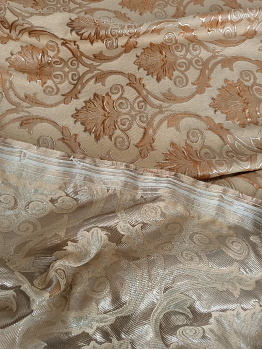 Продам штору в гарному стані